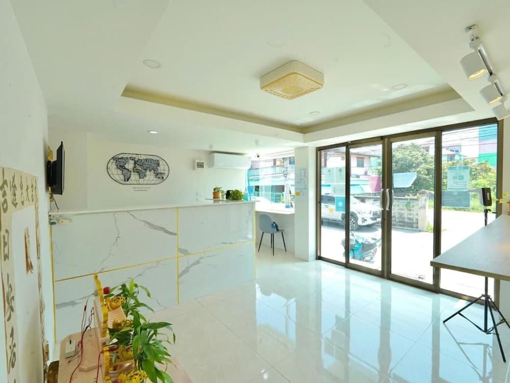 RoomQuest Suvarnabhumi Airport Lat Krabang 42/6
