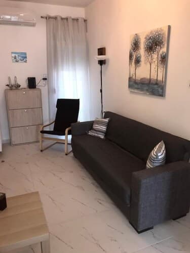 Cozy Apartment With two Bedrooms With a sea View