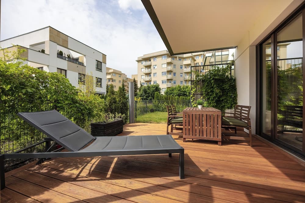 Güneşlenme verandası