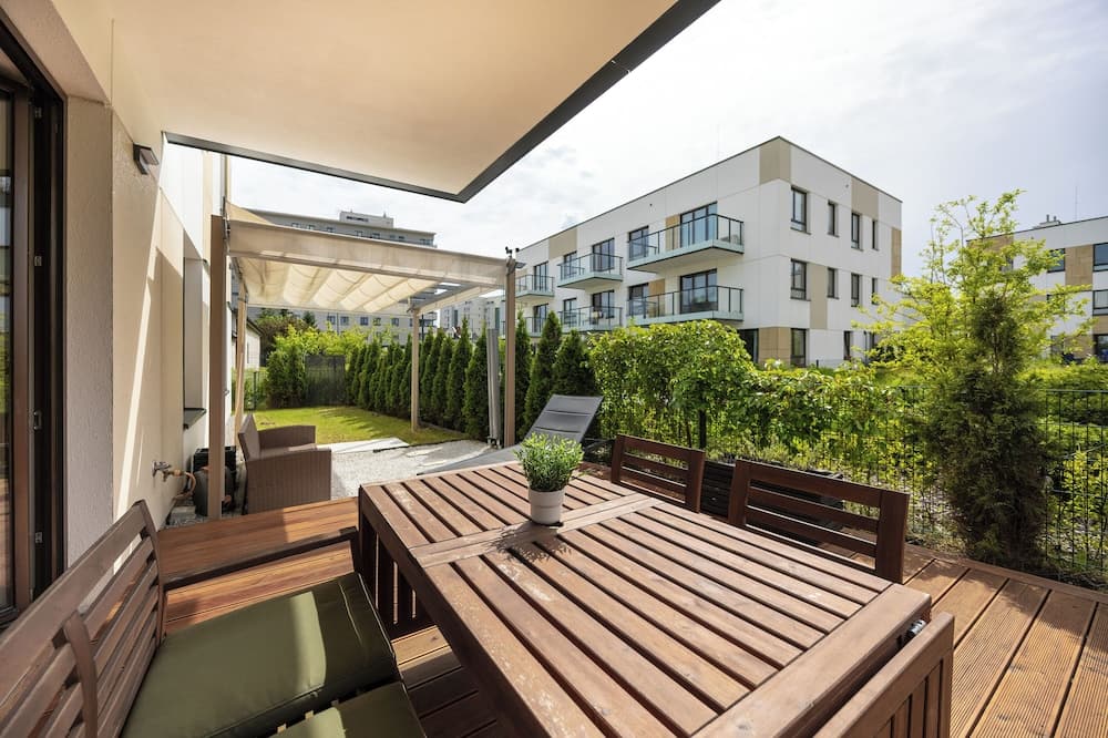 Güneşlenme verandası