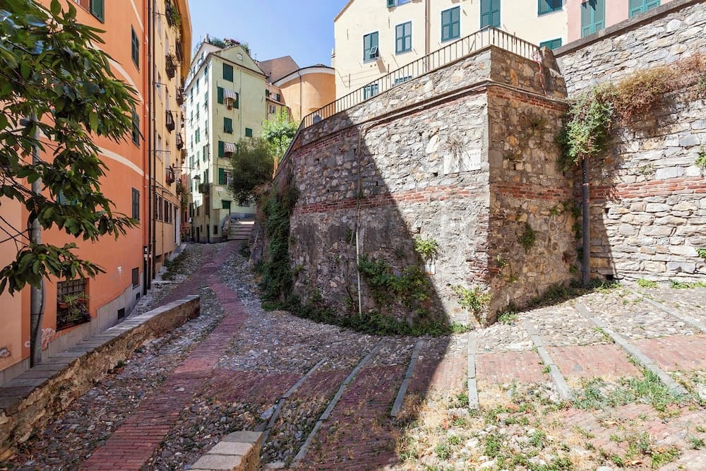 Konaklama yerinden şehir manzarası