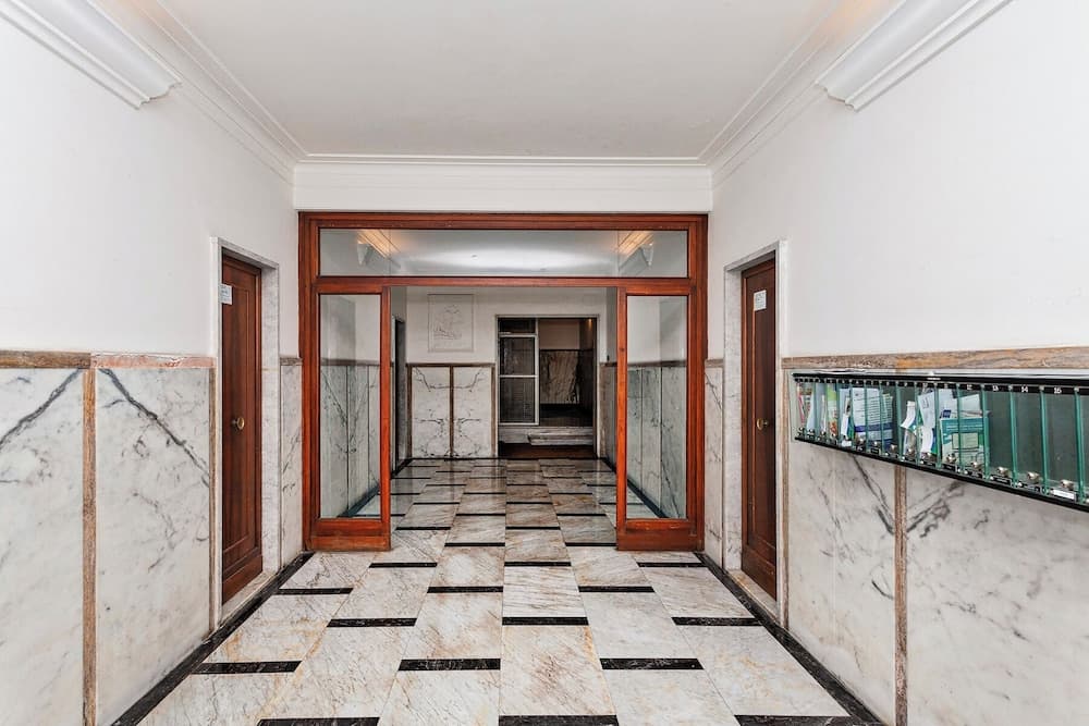 Vespucci Blue Apartment