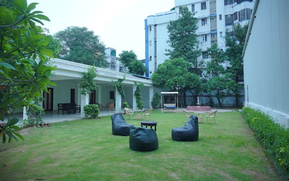 Konaklama yerinin ön cephesi