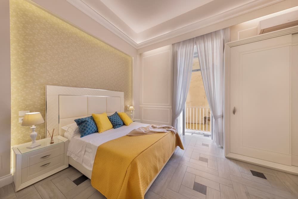 YourHome - Royal Blue Suite