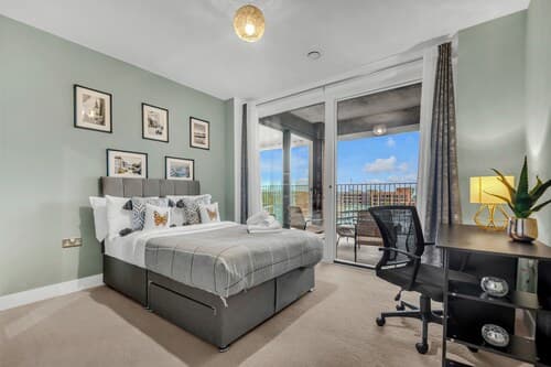 Two Bedroom Apartment in Hackney Wick