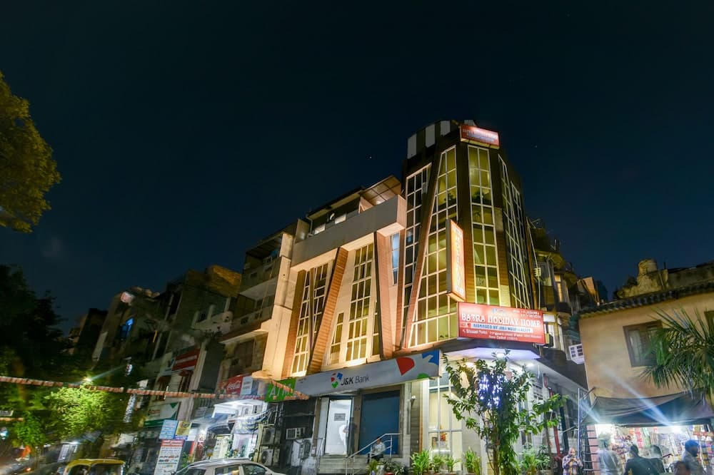 Hotel Batra Holiday Home