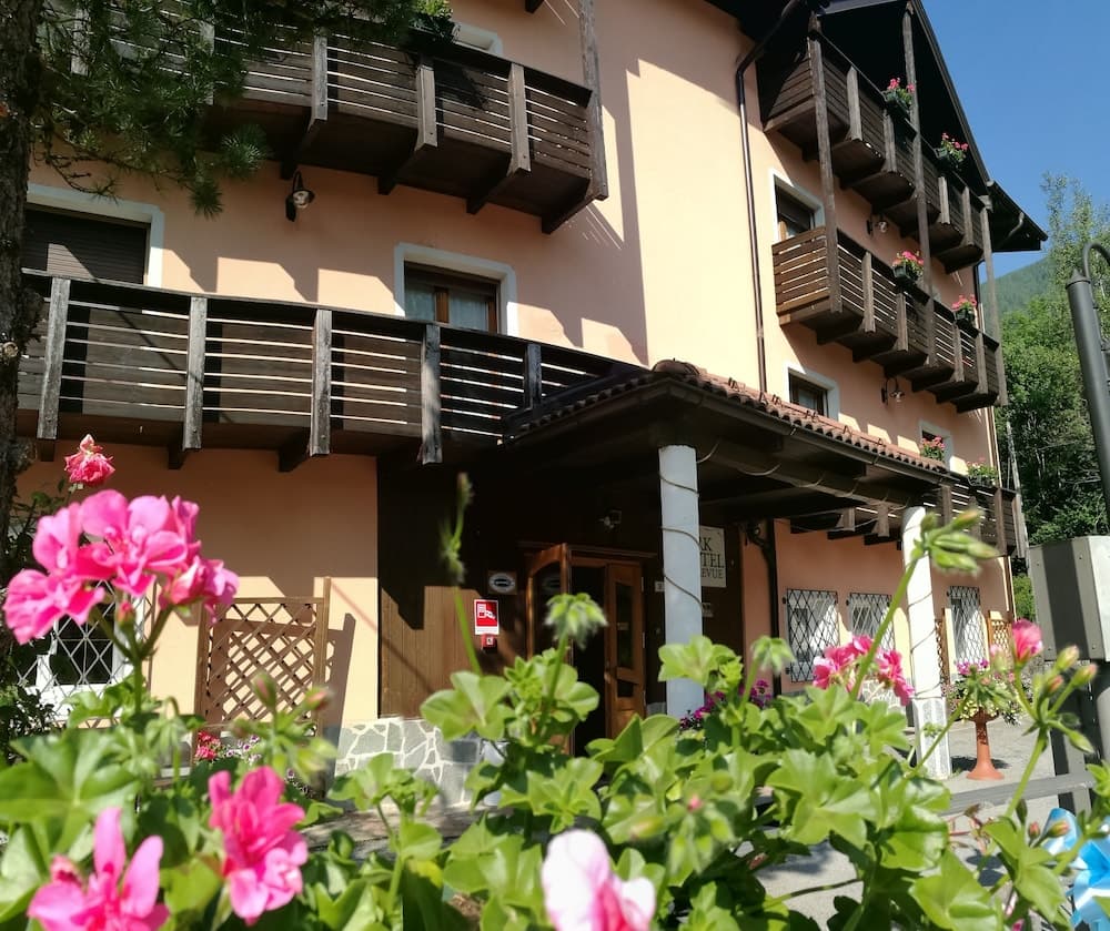 PARKHOTEL BELLEVUE