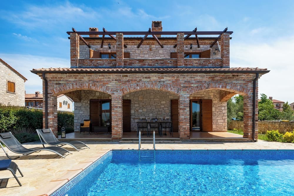 Villa Lara