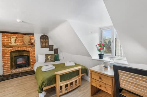 3 Bedroom City Centre Apartment