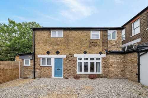 Sebright House