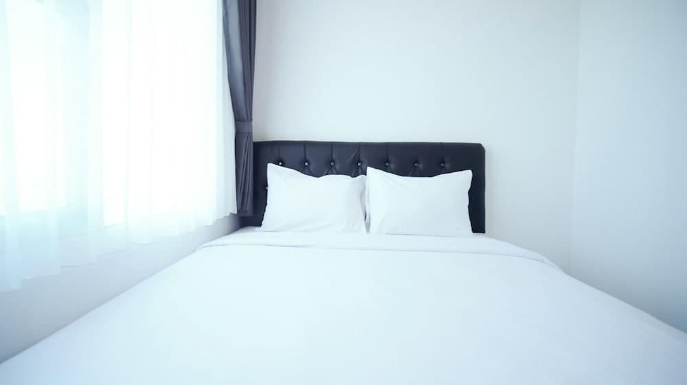Best Location And Restful 1Br At The City Square Apartment
