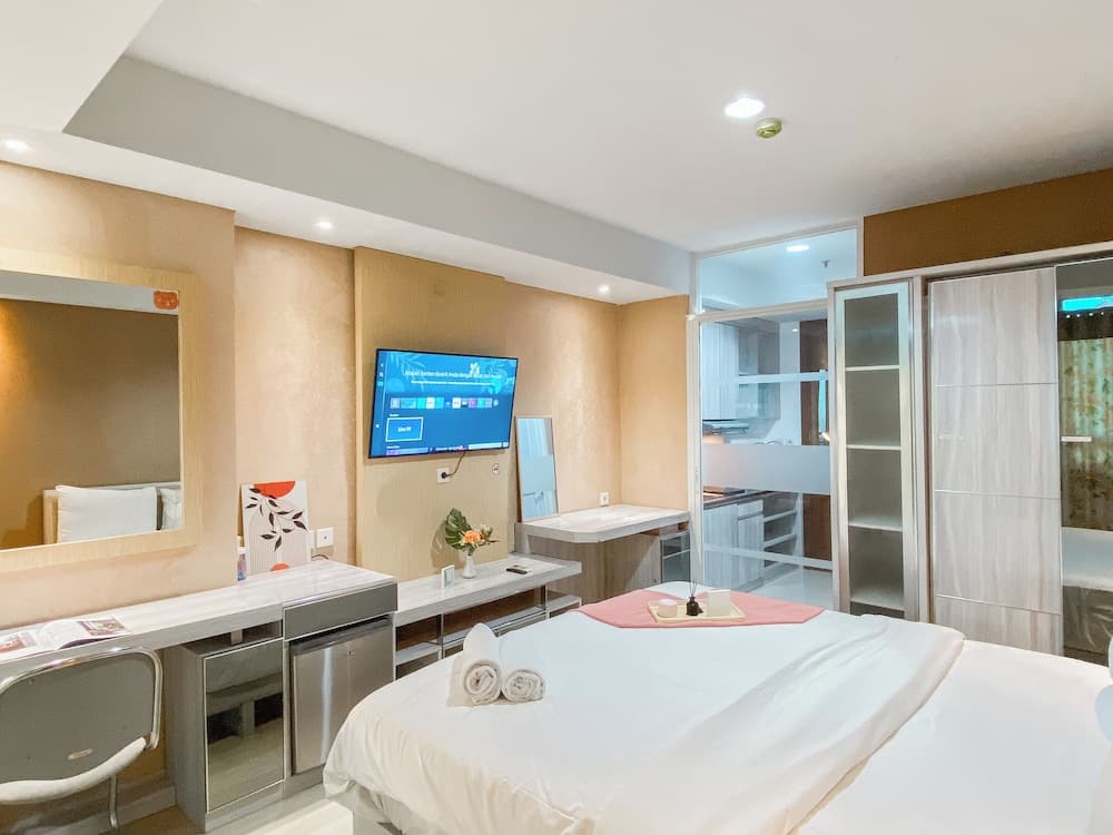 Good And Homey Studio Apartment At Springhill Terrace Residence