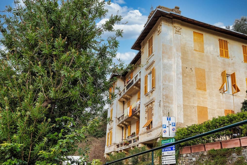 Konaklama yerinin ön cephesi