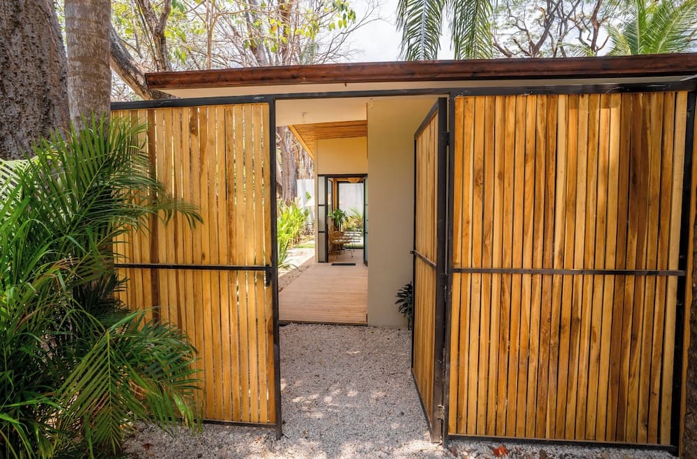 Konaklama yerinin ön cephesi