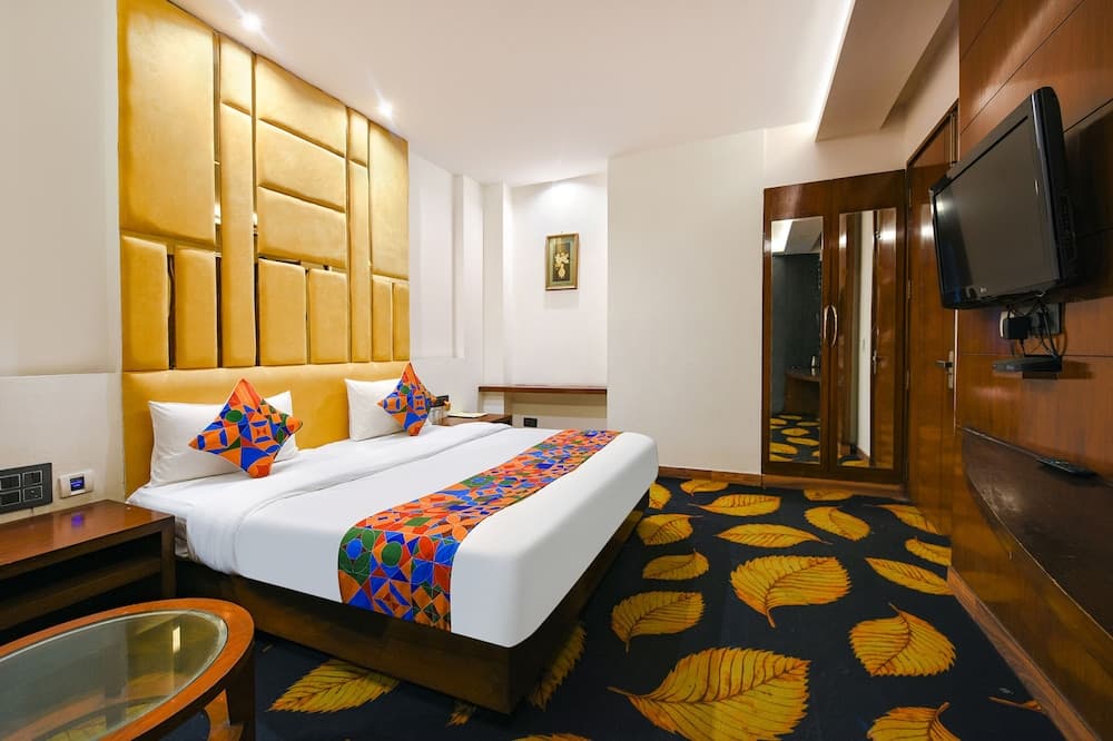 Fabhotel Billionaire Inn