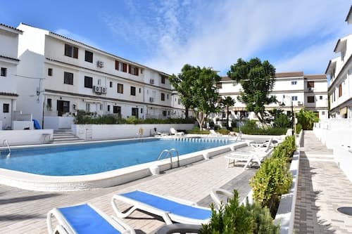 House for up to 6 Guests With Pool, Punta Prima