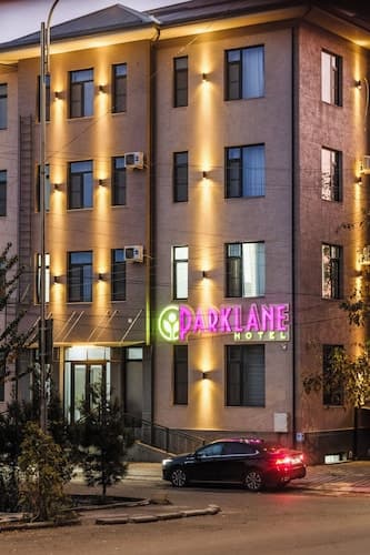 Parklane Hotel