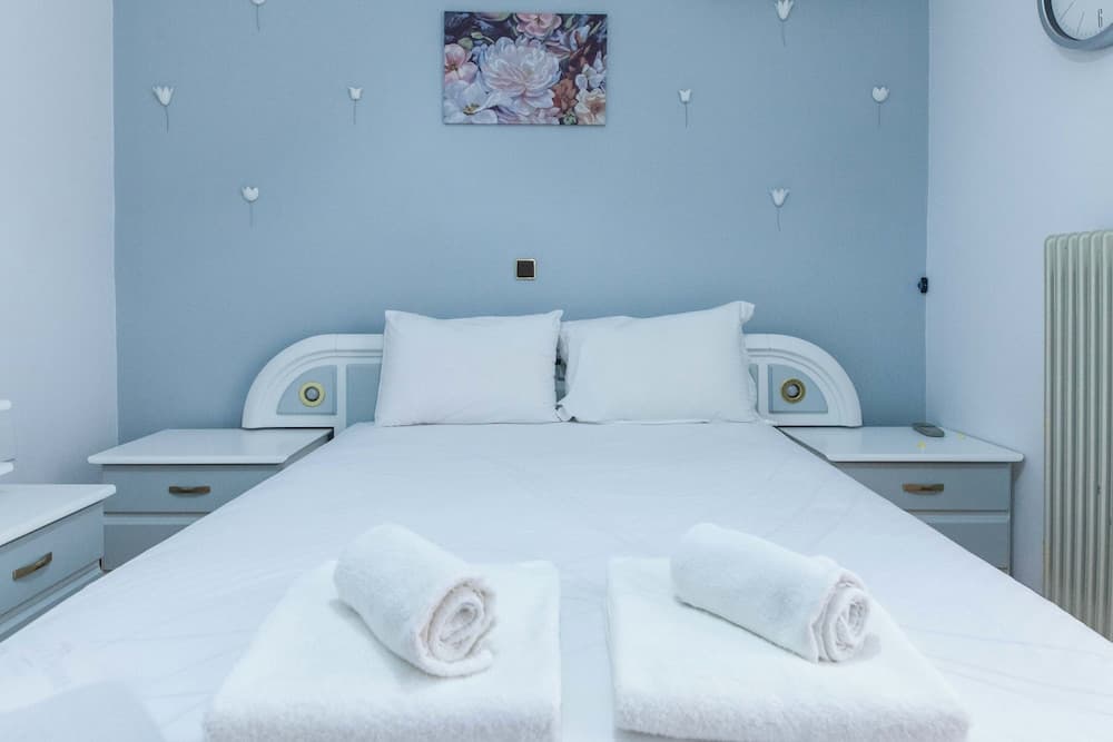 Classical 2 Bd Beauty Apt in Chalandri