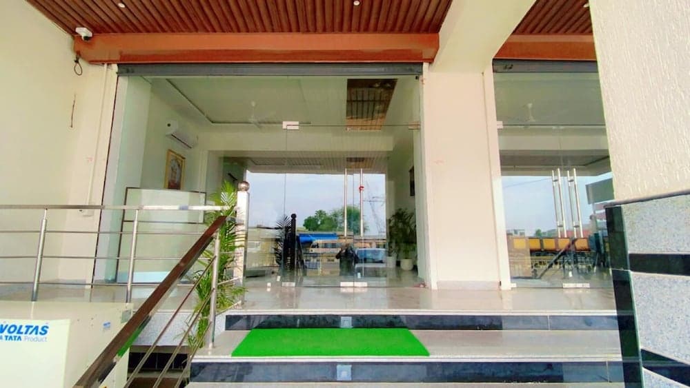 Konaklama yerinin ön cephesi