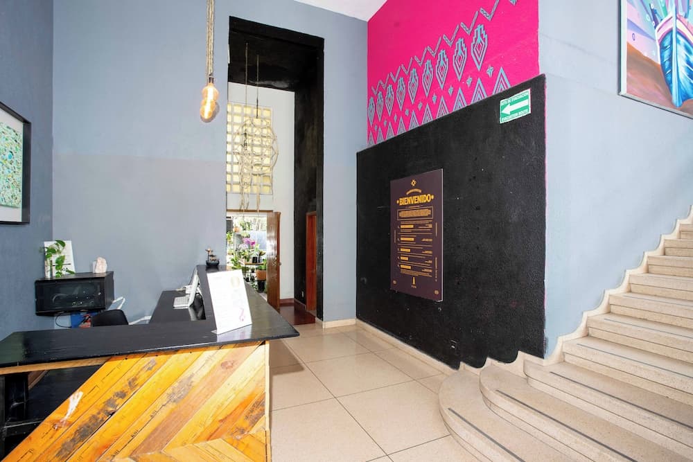 La Paz & Love Hostel