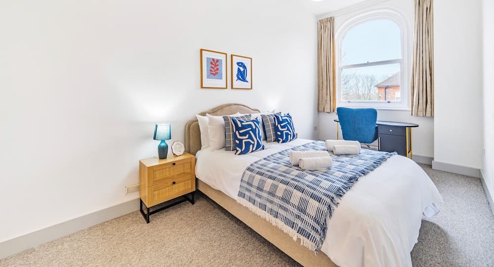 Wesley Chambers By REDWOOD STAYS