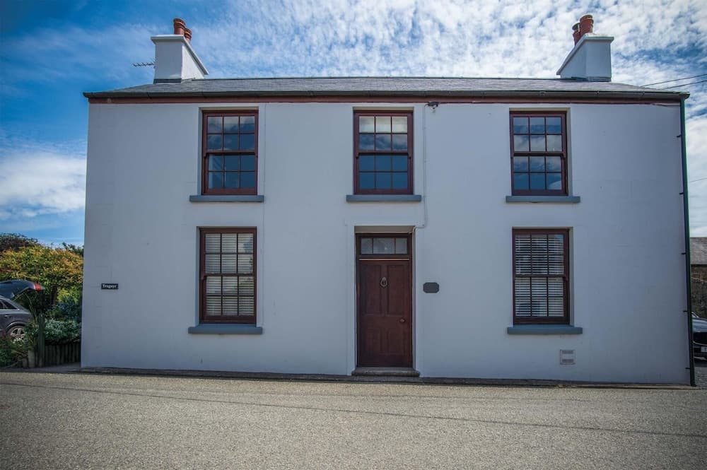 Tregoyr - 3 Bedroom Holiday Home - St. Florence