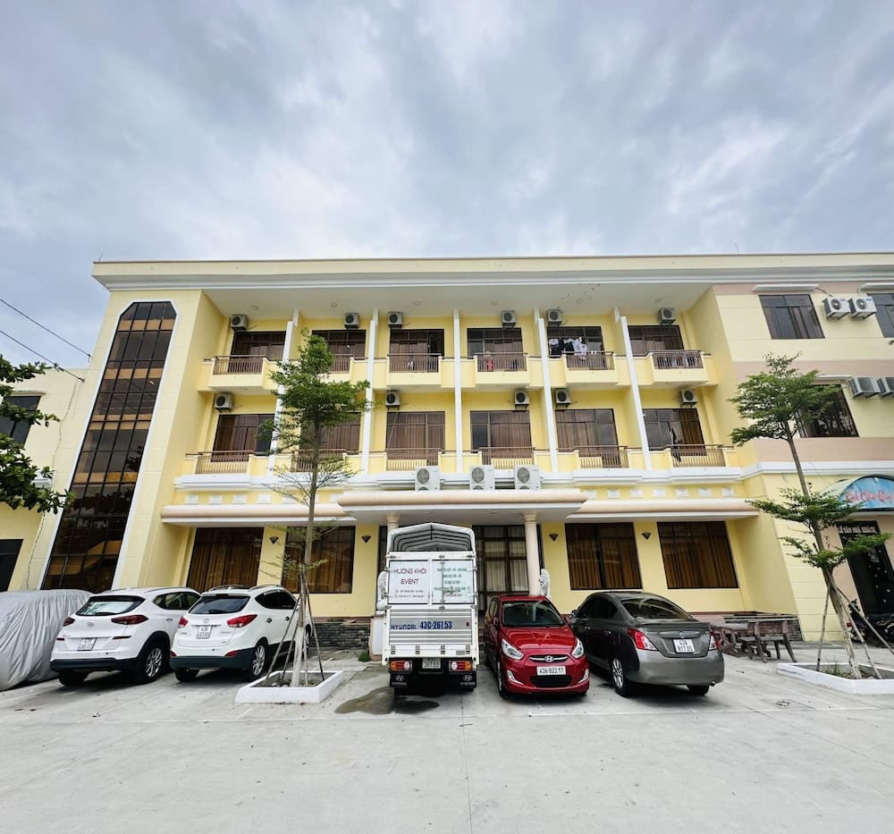 Konaklama yerinin ön cephesi