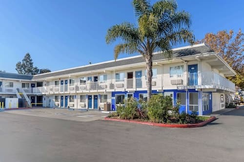 Studio 6 Hayward, Ca – Silicon Valley Gateway