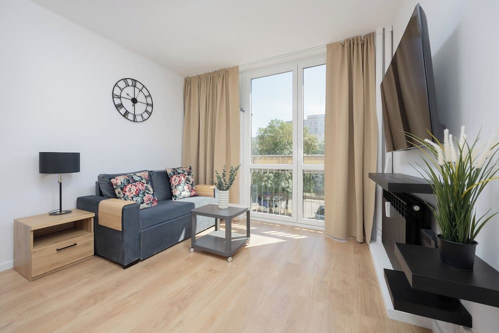 Beige Apartment Near Center by Renters