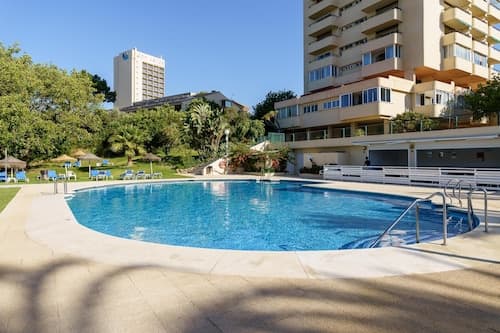 Marbella Este Next Marriott and Nikki B