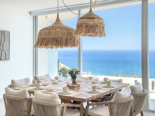 Benalmadena Luxury 4 Bed Apartment Jacuzzi