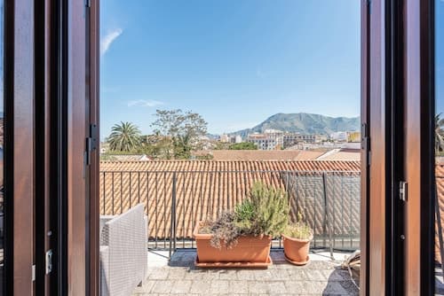 Schiavuzzo Apartment with Terrace by Wonderful Italy
