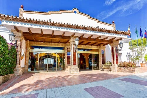 Marbella Resort 9 Pool Whirlpool Sauna