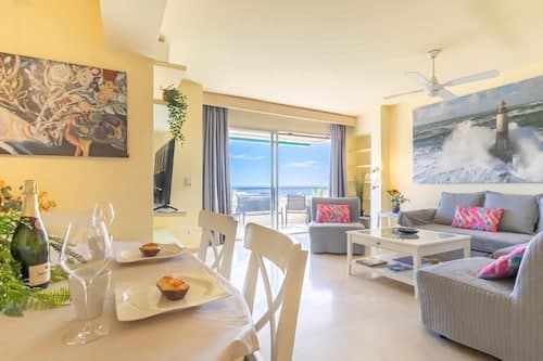Marbella Este Next Marriott and Nikki B