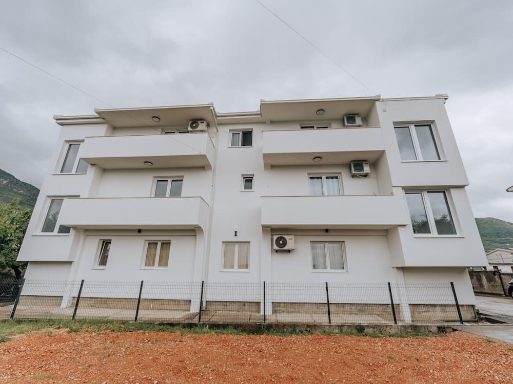 Apartments Milivojevic