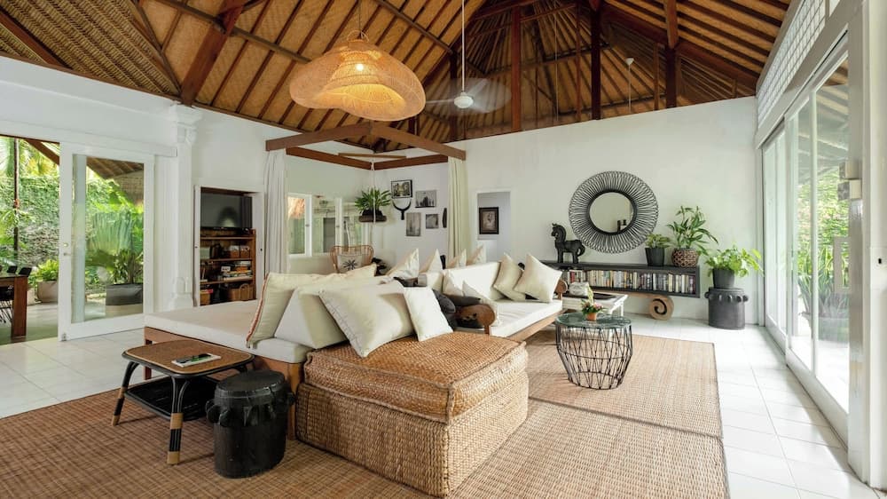 Villa Celeste by Villa Finder