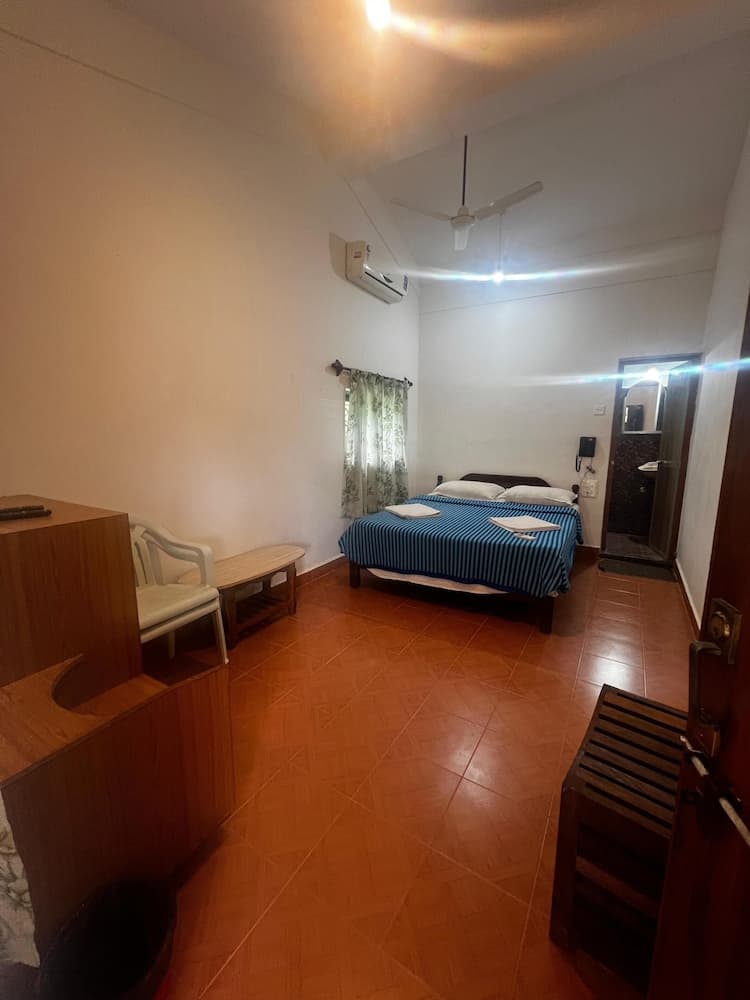 Maior Roma by jolly jolly lester