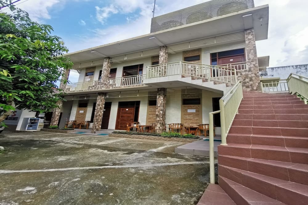 OYO 94061 Bungas Guesthouse Syariah