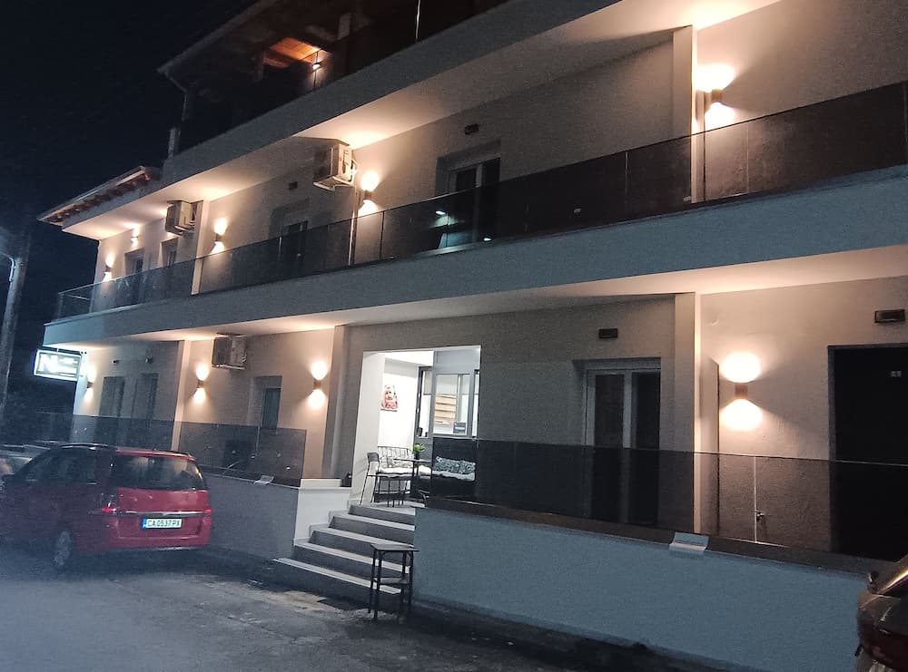 Nioplias Luxury Apartments Pefkohori