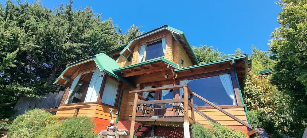 Konaklama yerinin ön cephesi