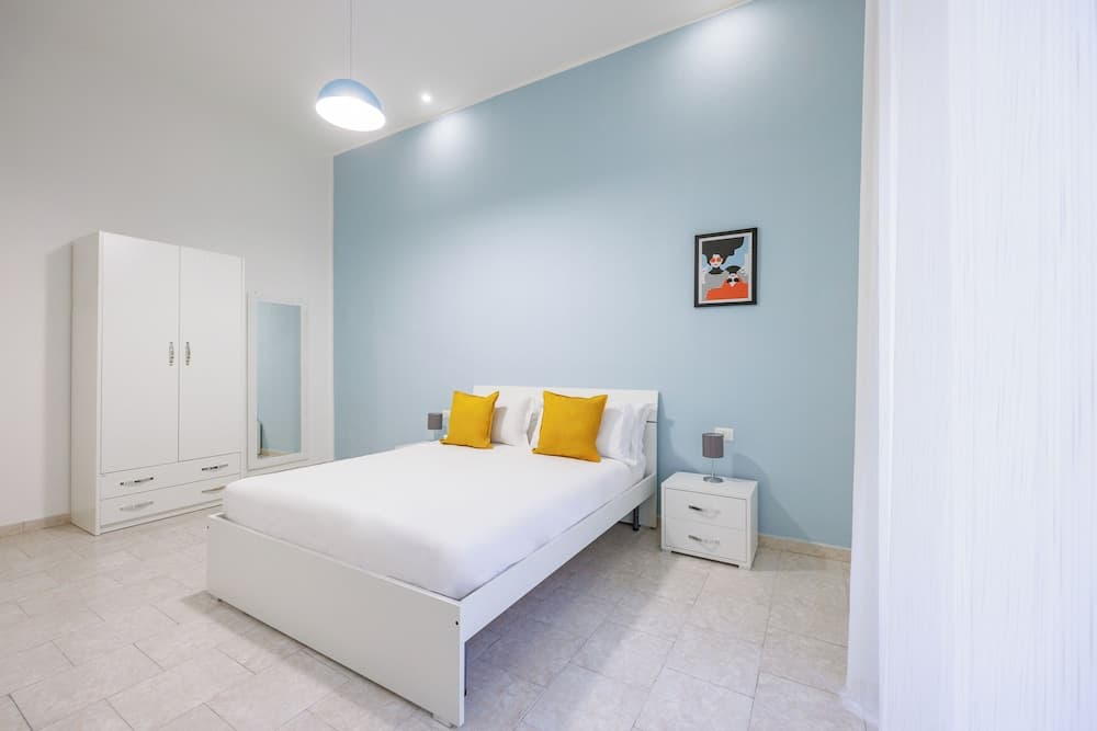 Garibaldi Central Station Apartment