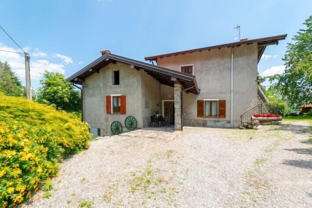 Bellagio Country Apartment