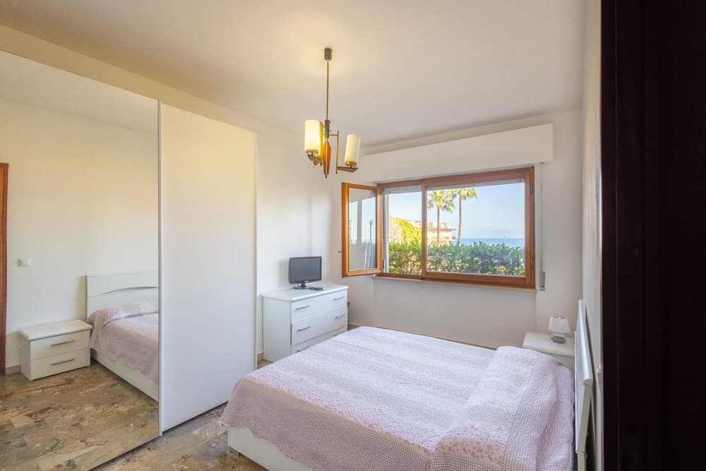 Le Orchidee 2 by Wonderful Italy