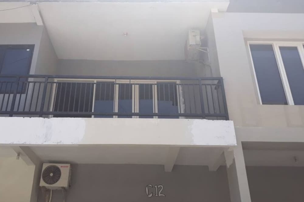 OYO 2342 Asti Residence 1