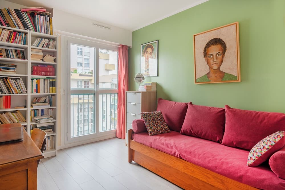 Paris Rebeval residence