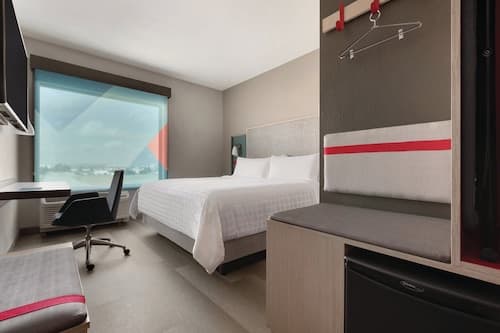 avid hotel Pueblo North by IHG