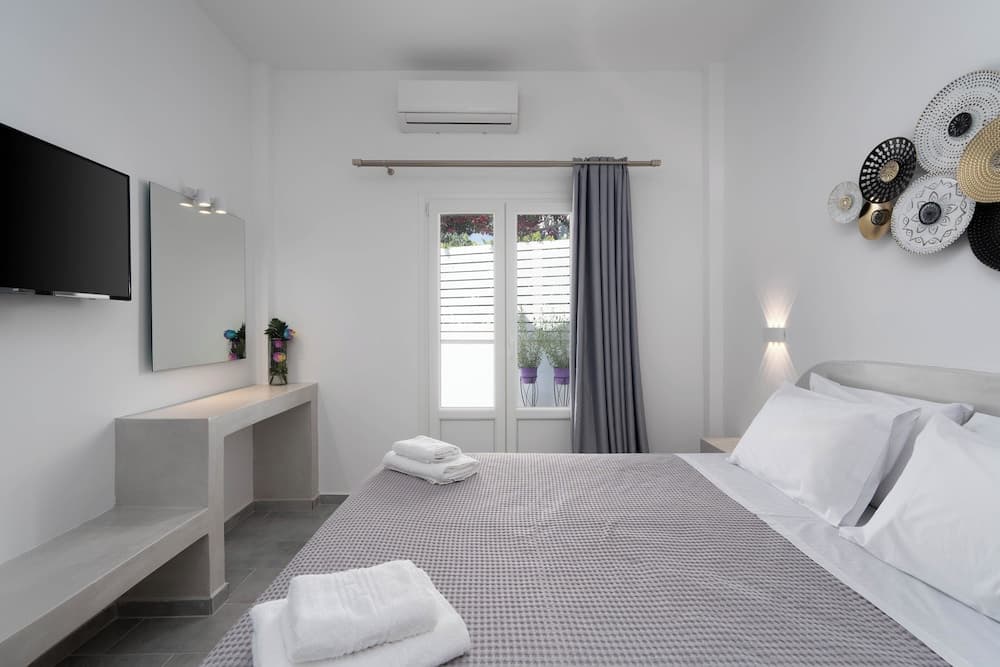 New Lux Villa Kambos & Prive Jacuzzi