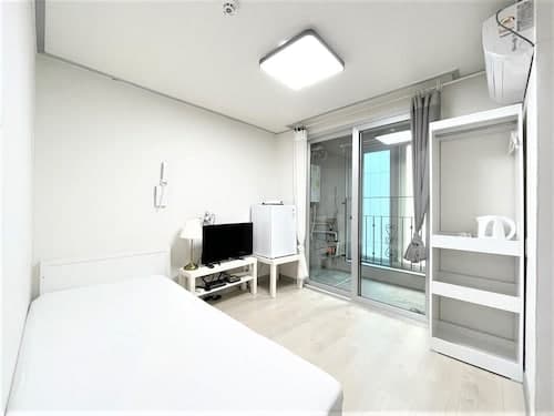 Incheon airport W Premium guesthouse