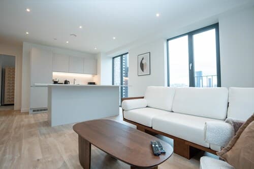 Alabaster Suite by Casacity