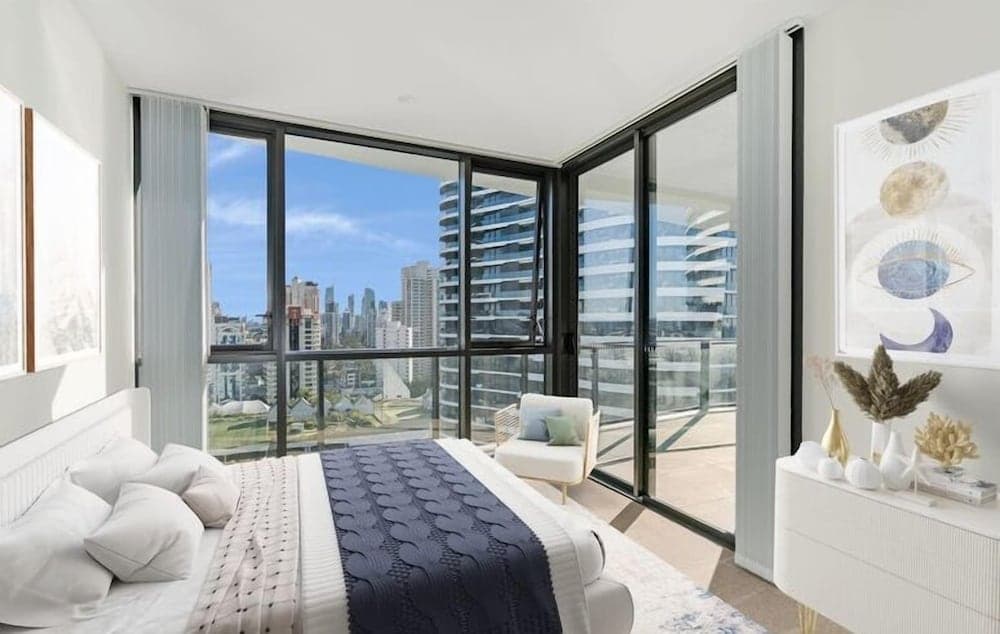 Ocean views in the heart of Broadbeach